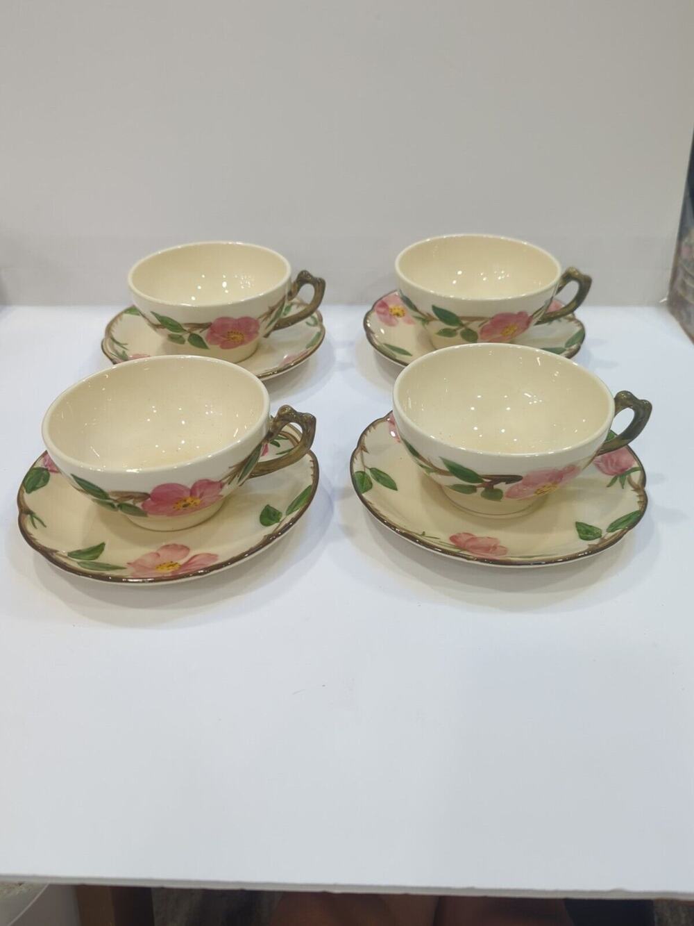 Franciscan Tea Cups And Saucer Desert Rose Made‎ In USA Set of 4 Beautiful VTG